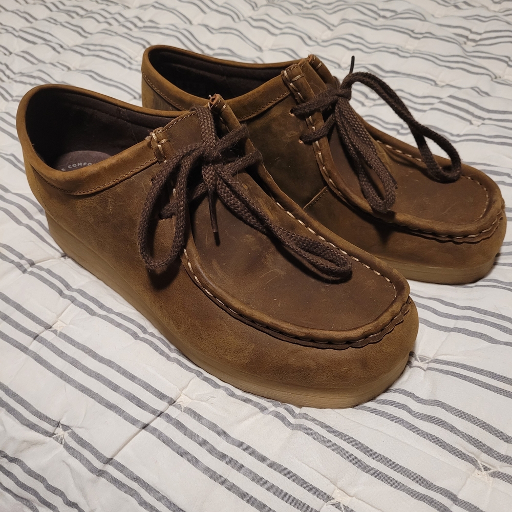 Women's Clarks Brown Leather Casual Moc Toe Lace-Up Shoes